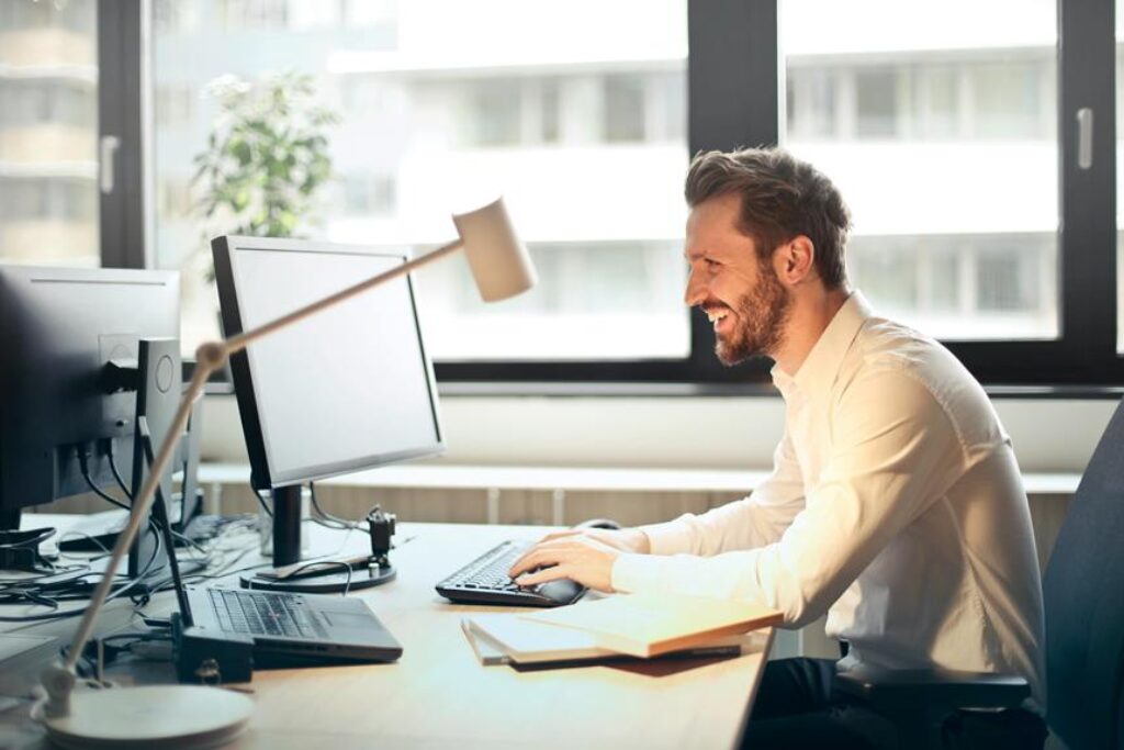 How Can You Set Up a Productive Home Office Space?