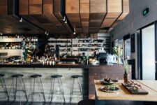 How Can You Choose the Perfect Bar Stools for Your Kitchen?